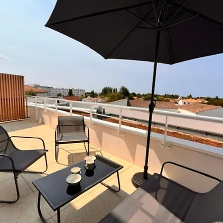 Avec Balcon Proche De La Rochelle Appartement *